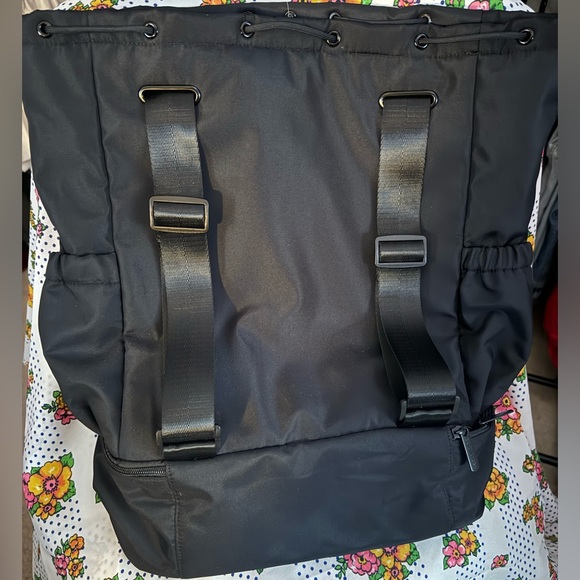 NWT Beyond Yoga Bag - Picture 2 of 6